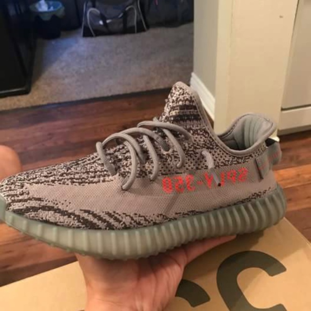 Yeezy boost 350v2 belugas